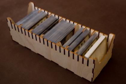 Insert pasujący do pudełek z Powrotów Horror w Arkham LCG