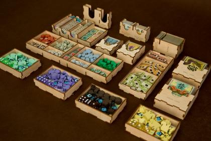 Insert pasujący do gry Bitoku