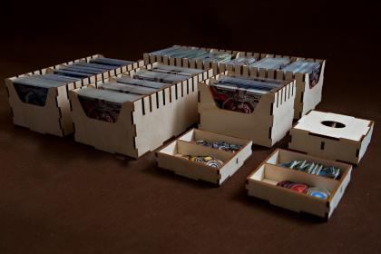 Insert pasujący do dużego pudełka LCG