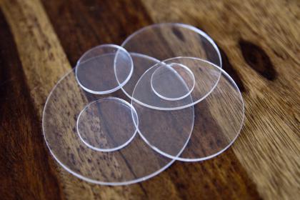 Podstawki do figurek pasujące do Posiadłości Szaleństwa 2ed oraz dodatków