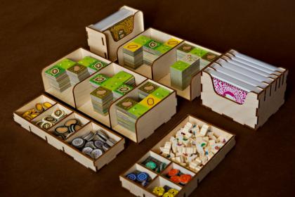 Insert pasujący do gry Lamaland